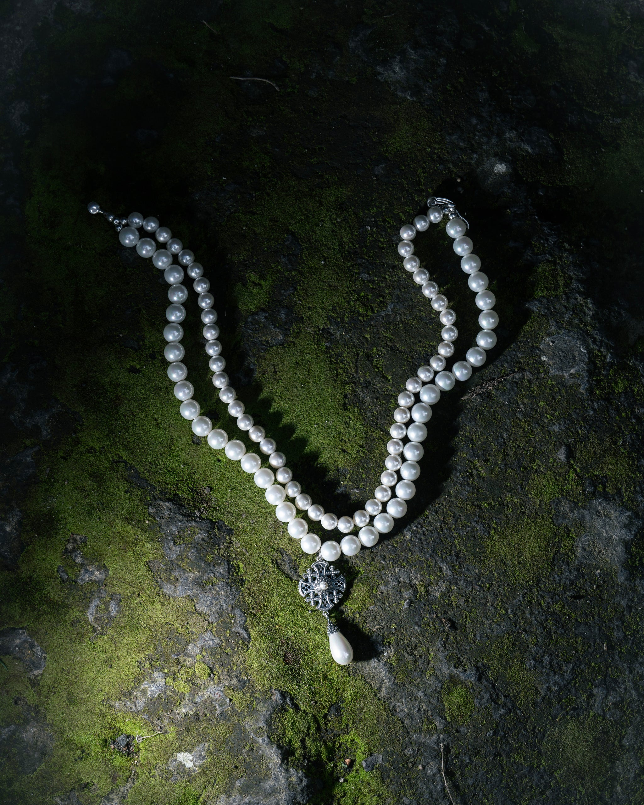 VANQ NECKLACE (3).jpg__PID:d5d7a43f-4858-4209-98bc-627973c14e2d